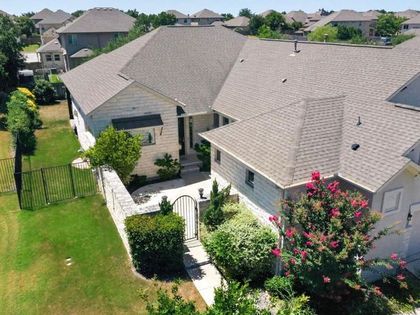 1902 Floresta DR, Cedar Park, TX 78613