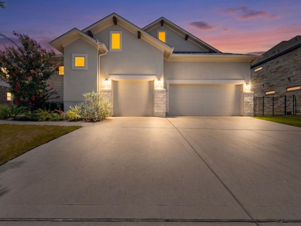 1902 Floresta DR, Cedar Park, TX 78613
