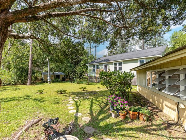 40 S 4th Street, Santa Rosa Beach, FL 32459