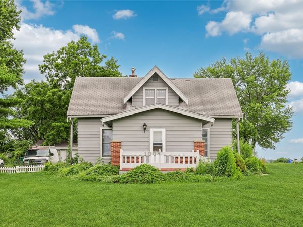 1008 S Jefferson Way , Indianola, IA 50125