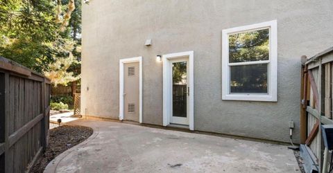 3240 Hopscotch Way, Roseville, CA 95747 Photo