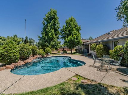 438 La Contenta Dr, Valley Springs, CA 95252 Photo