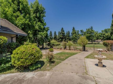 438 La Contenta Dr, Valley Springs, CA 95252 Photo