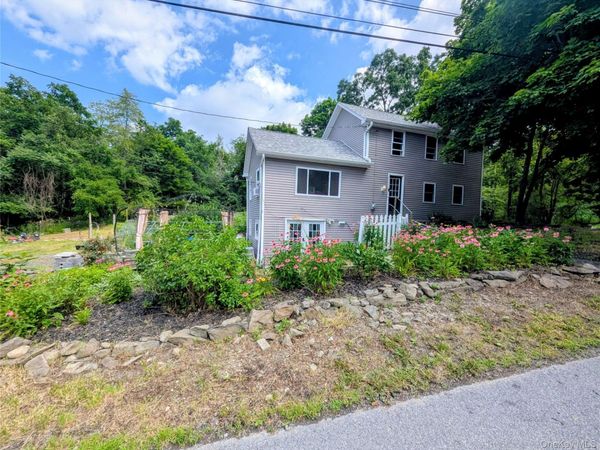 122 Castle High Road , Middletown, NY 10940