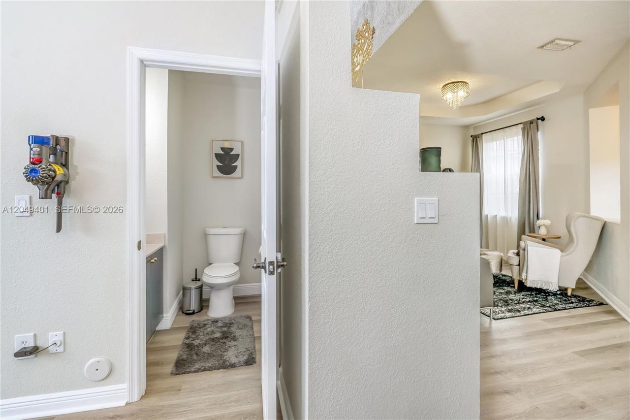 13724 SW 52nd St , Miramar, FL 33027 Photo