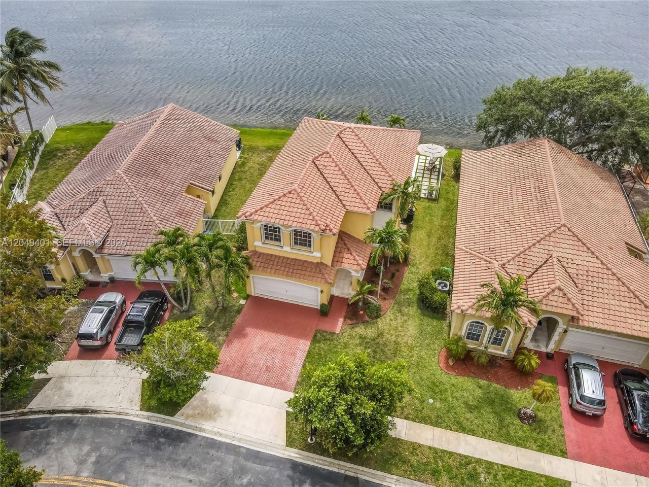 13724 SW 52nd St , Miramar, FL 33027 Photo