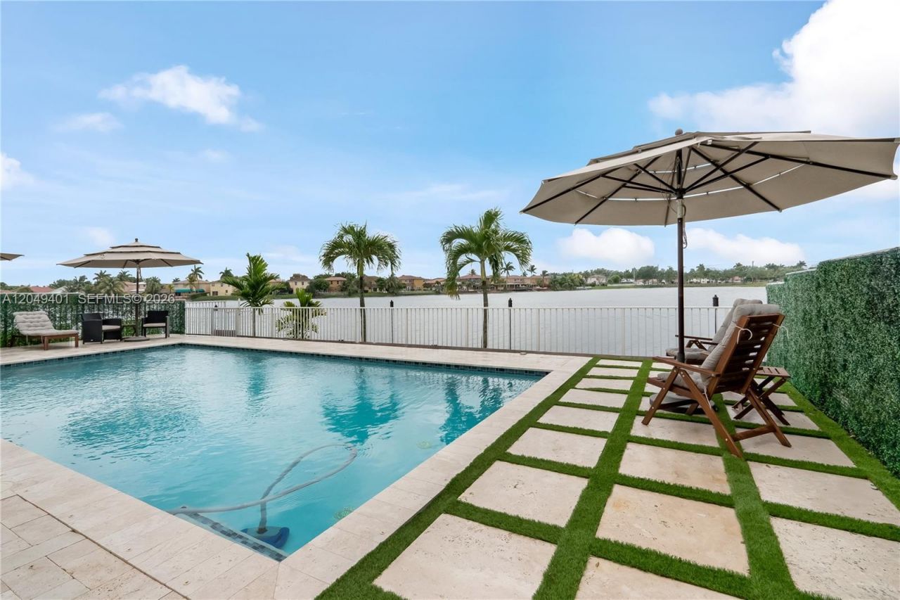 13724 SW 52nd St , Miramar, FL 33027 Photo