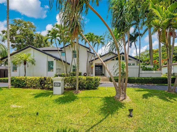 8265 SW 176th Ter , Palmetto Bay, FL 33157
