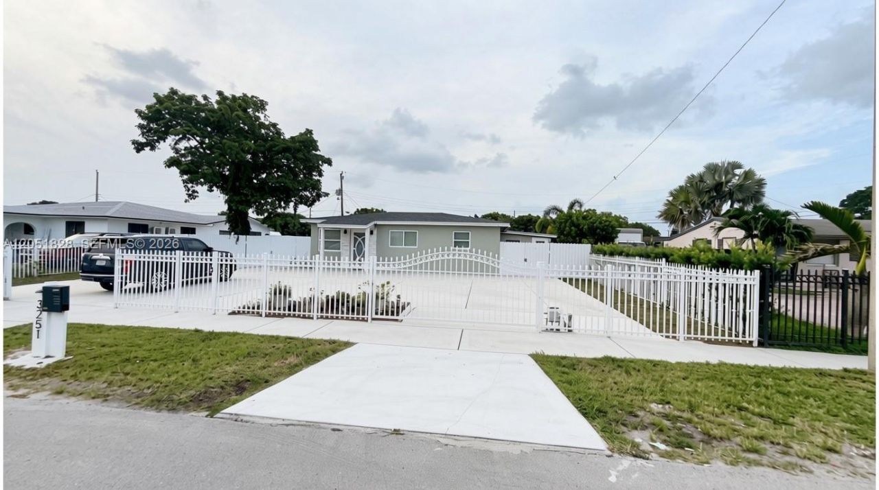 3251 NW 177th Ter , Miami Gardens, FL 33056 Photo