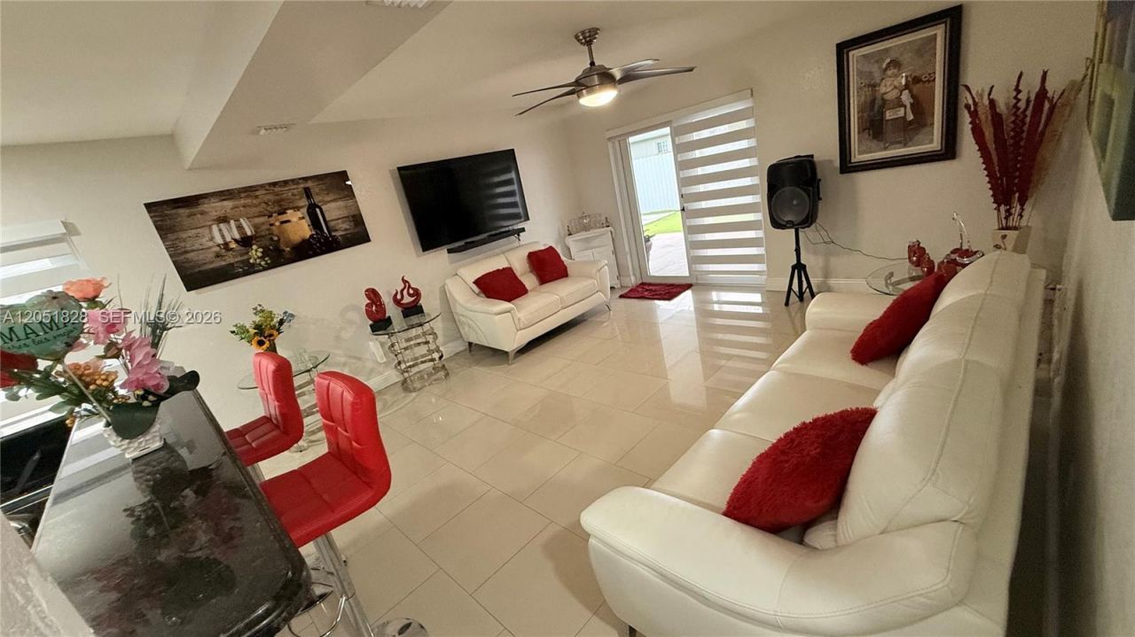 3251 NW 177th Ter , Miami Gardens, FL 33056 Photo