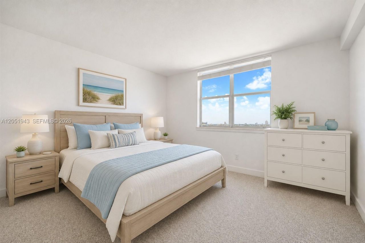 401 69th St, Unit 1411, Miami Beach, FL 33141 Photo