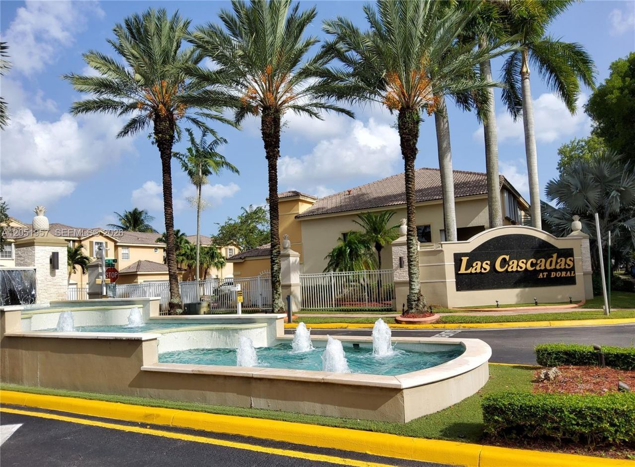 11252 NW 54th Ter , Doral, FL 33178 Photo