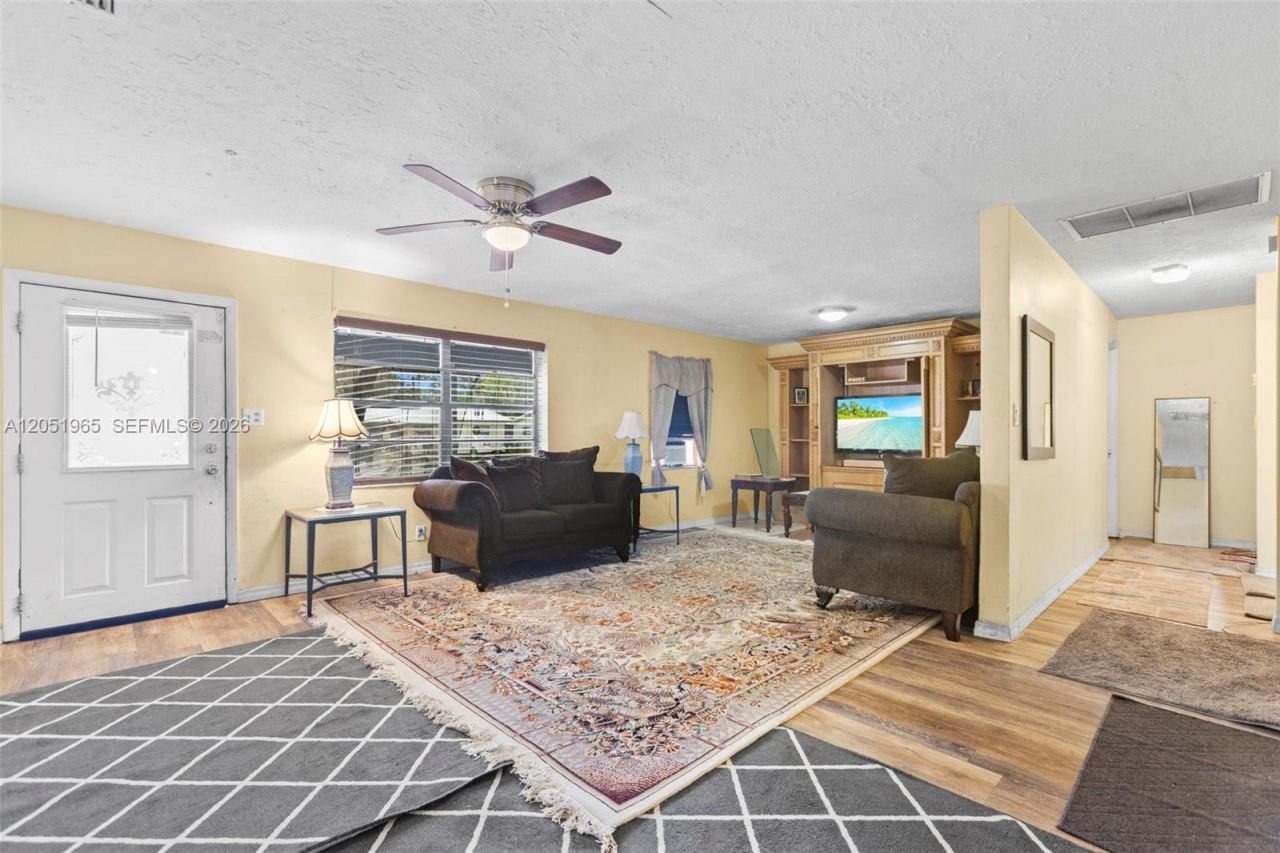 3108 Mura Dr , Fort Pierce, FL 34982 Photo