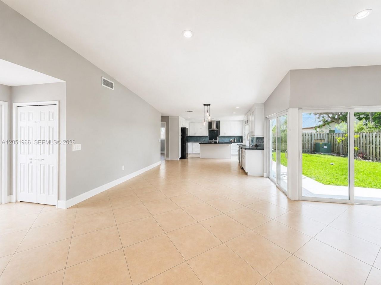 520 SW 167th Ter , Weston, FL 33326 Photo