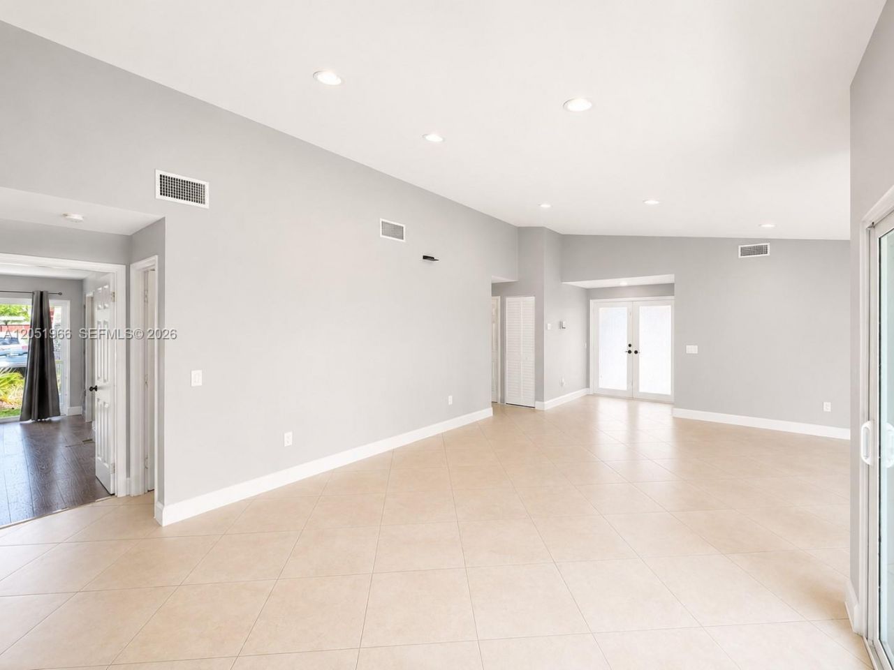520 SW 167th Ter , Weston, FL 33326 Photo