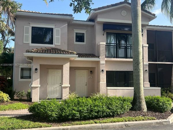 2803 N Sarento Pl, Unit 108, Palm Beach Gardens, FL 33410