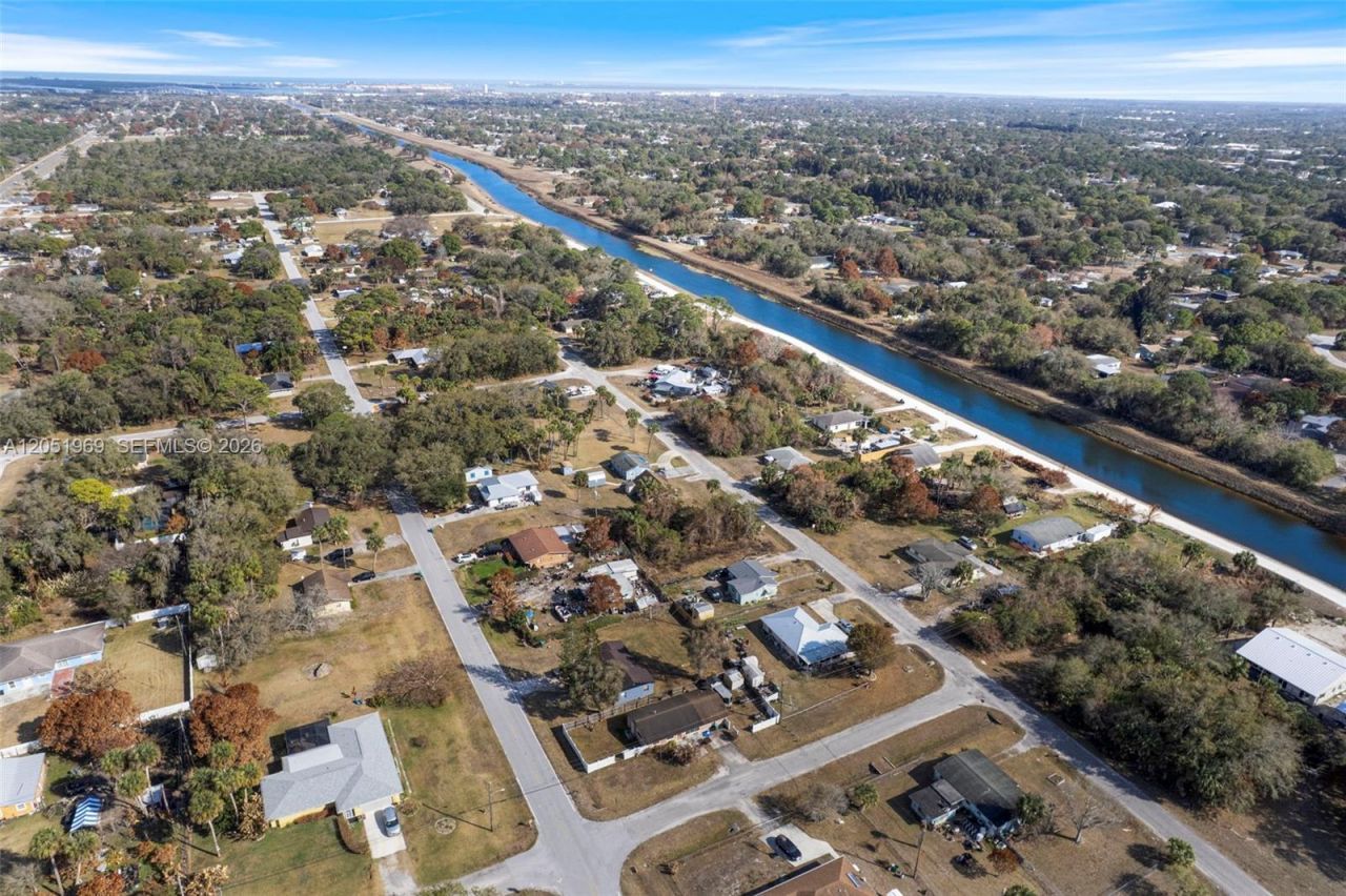 Tbd Barcelona Ave , Fort Pierce, FL 34946 Photo