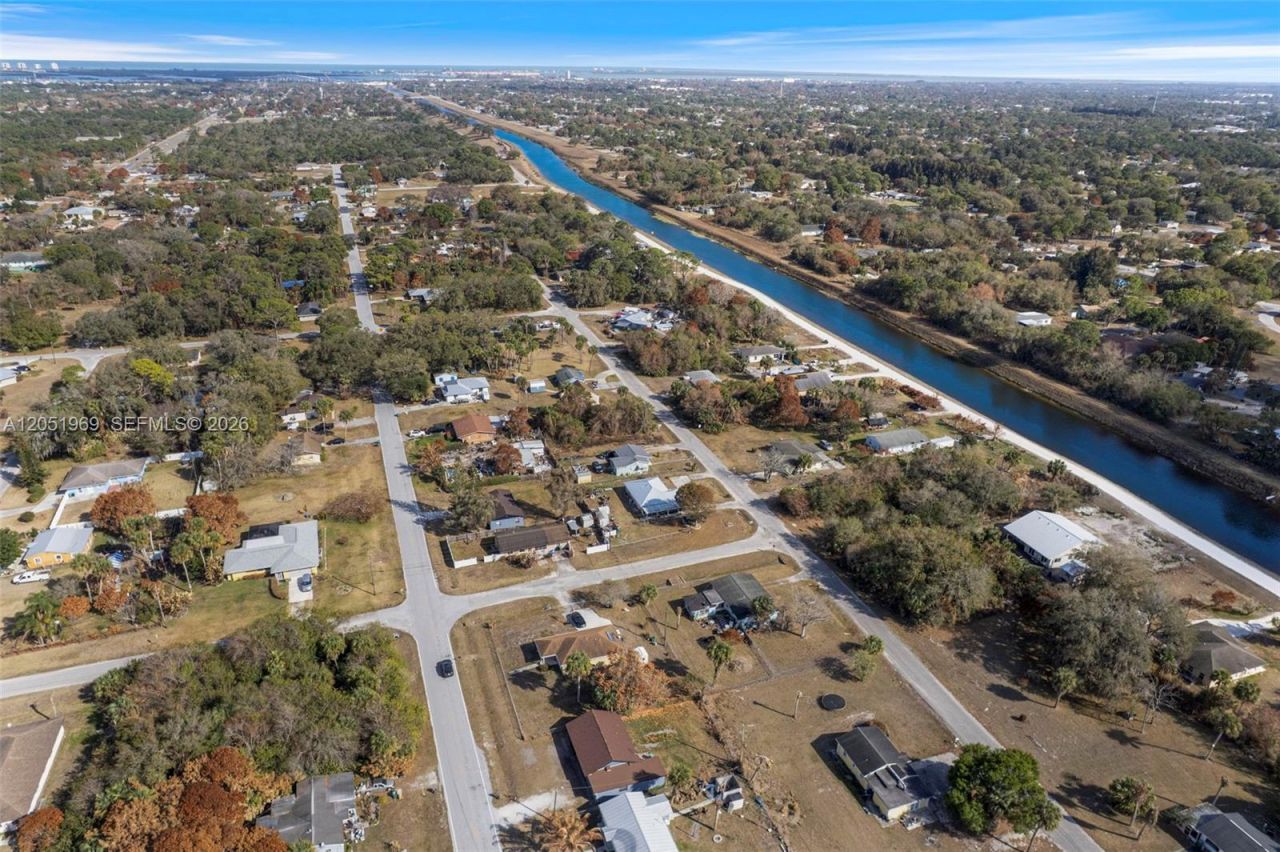 Tbd Barcelona Ave , Fort Pierce, FL 34946 Photo