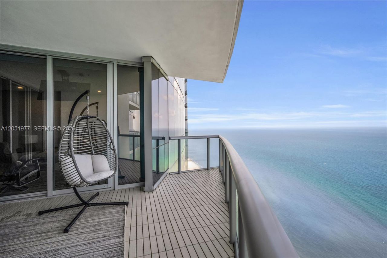 17121 Collins Avenue , Unit 4205, Sunny Isles Beach, FL 33160 Photo
