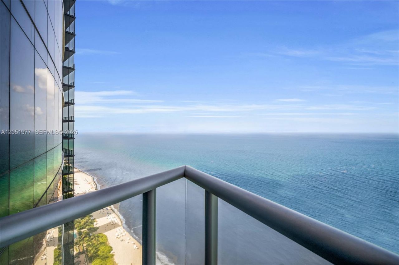 17121 Collins Avenue , Unit 4205, Sunny Isles Beach, FL 33160 Photo