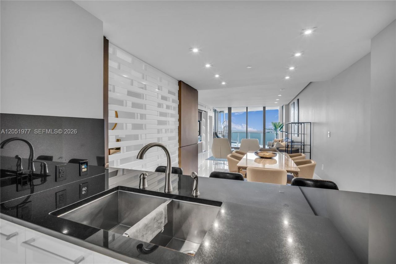 17121 Collins Avenue , Unit 4205, Sunny Isles Beach, FL 33160 Photo