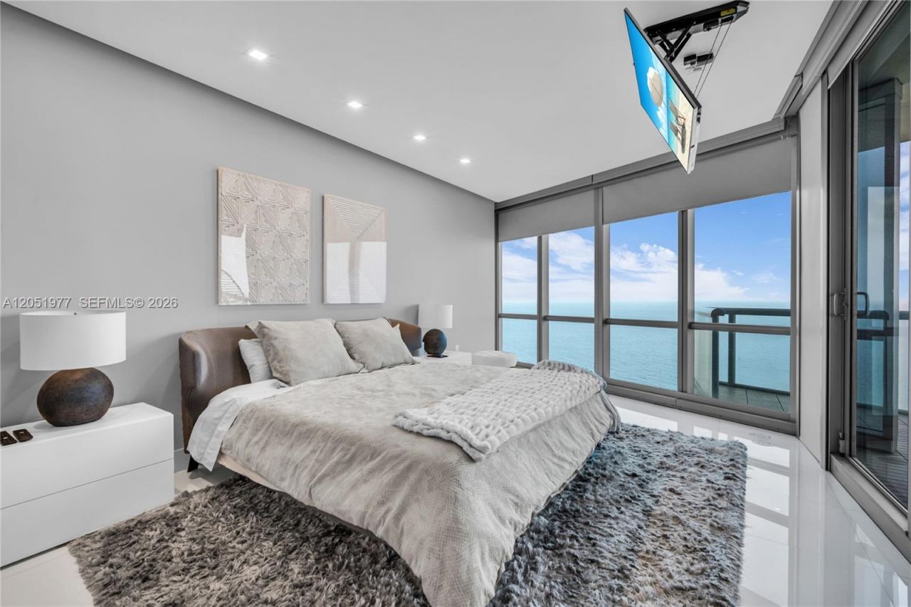 17121 Collins Avenue , Unit 4205, Sunny Isles Beach, FL 33160 Photo