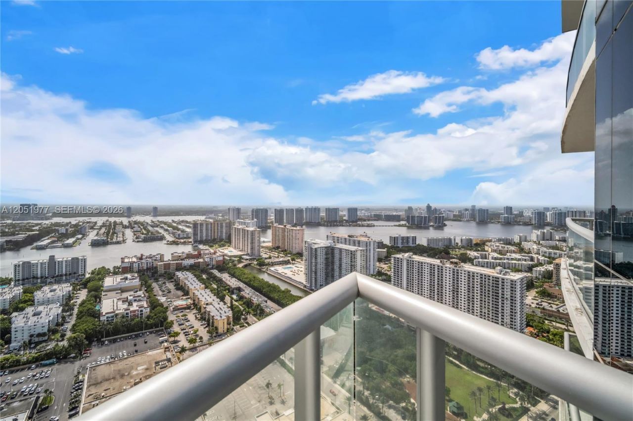 17121 Collins Avenue , Unit 4205, Sunny Isles Beach, FL 33160 Photo