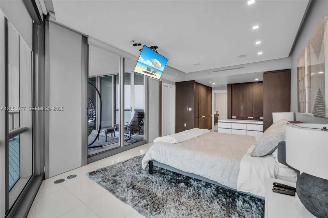 17121 Collins Avenue , Unit 4205, Sunny Isles Beach, FL 33160 Photo