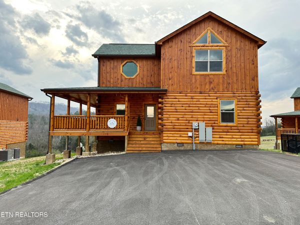 3734 Heritage Hills Drive, Pigeon Forge, TN 37863