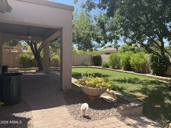 1122 E LONGHORN Place, Chandler, AZ 85286