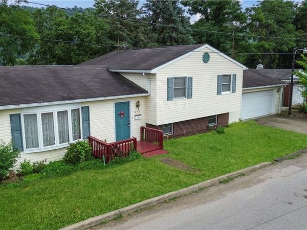 800 Labelle Street , Brilliant, OH 43910