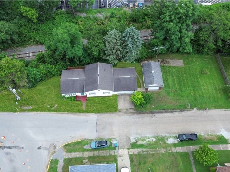 800 Labelle Street, Brilliant, OH 43910 Photo 3