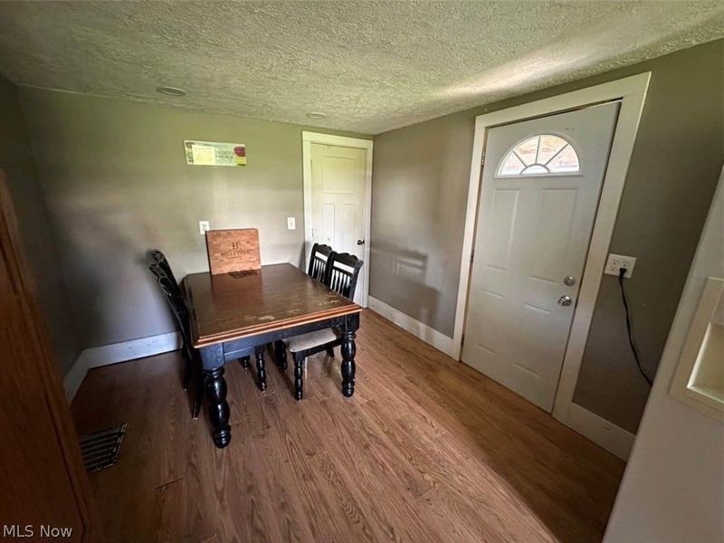 302 3rd Avenue SE, Beach City, OH 44608 Photo 11