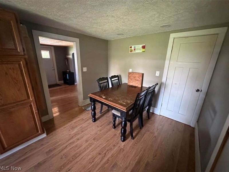 302 3rd Avenue SE, Beach City, OH 44608 Photo 12