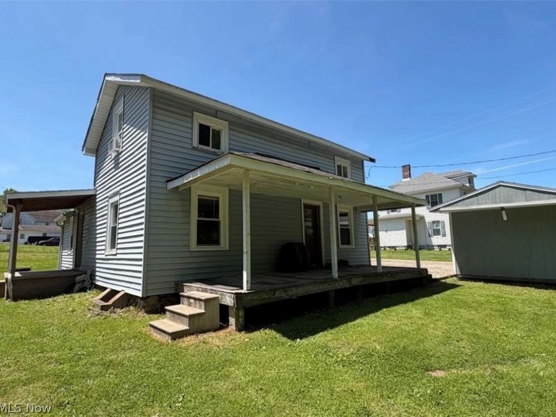 302 3rd Avenue SE, Beach City, OH 44608 Photo 4