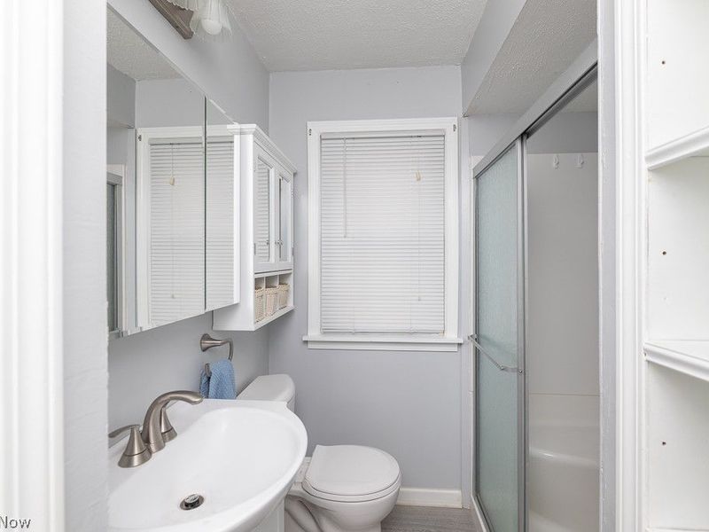8812 Beech Avenue, Brooklyn, OH 44144 Photo 16