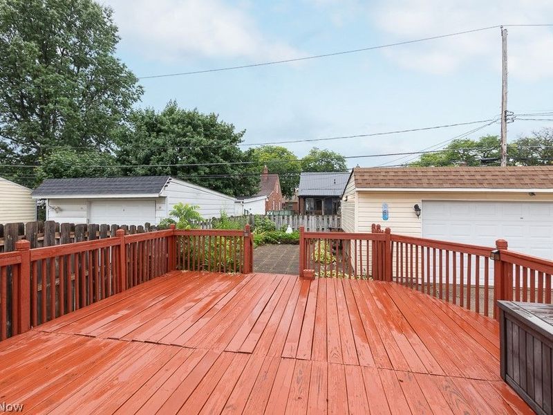 8812 Beech Avenue, Brooklyn, OH 44144 Photo 27