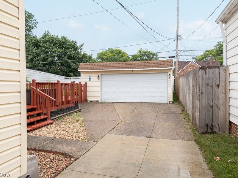 8812 Beech Avenue, Brooklyn, OH 44144 Photo 29