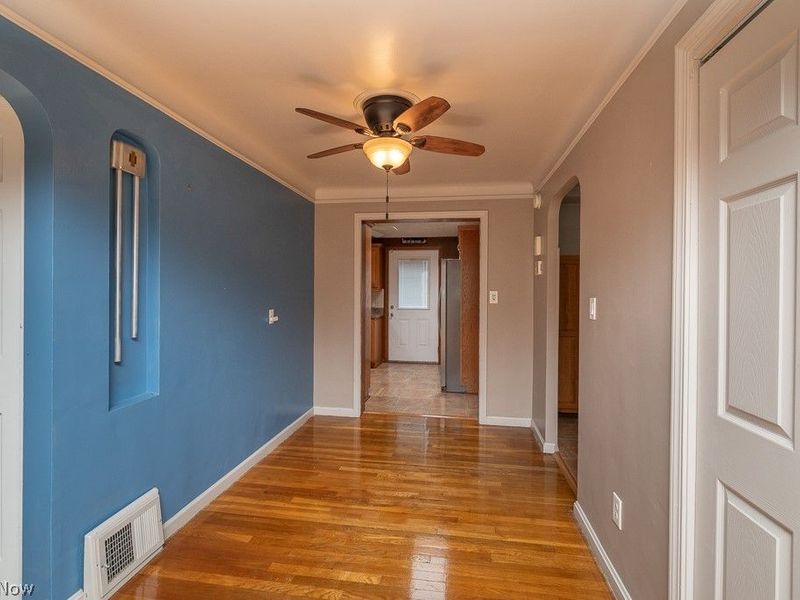 8812 Beech Avenue, Brooklyn, OH 44144 Photo 8