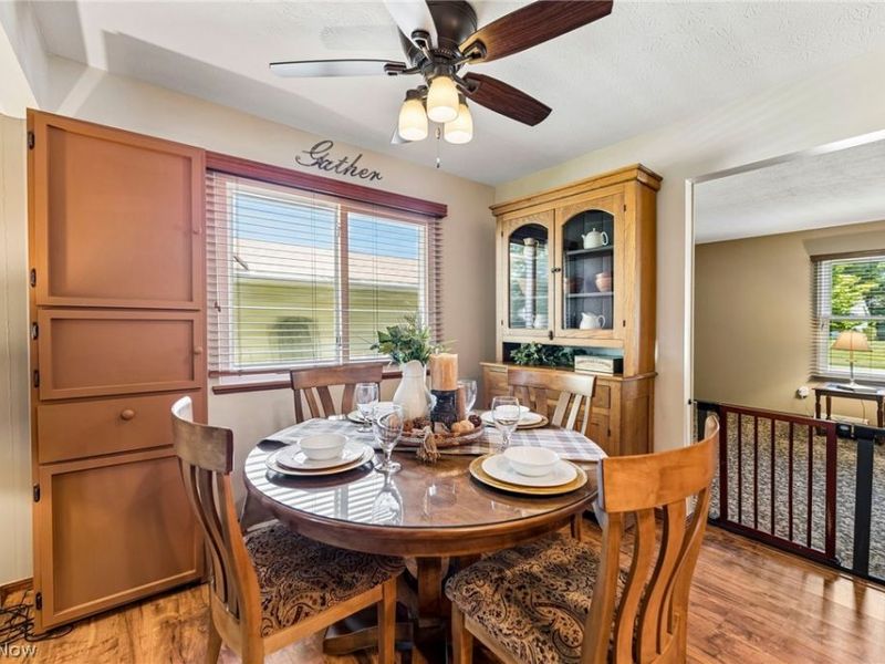 310 Bayshore Drive, Eastlake, OH 44095 Photo 12