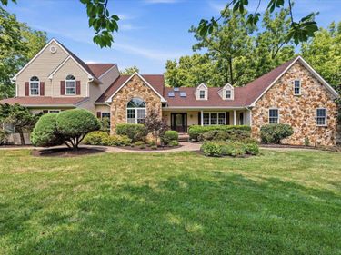 6470 FAWN LANE, CENTER, PA 18034