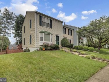 7113 LATOUR COURT , ALEXANDRIA, VA 22315