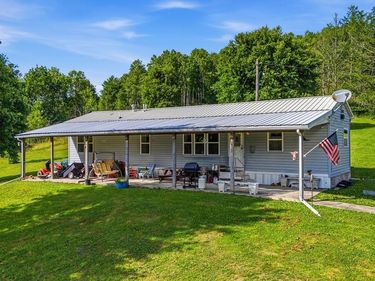 4218-4228 Kenyon Road, Franklinville, NY 14737