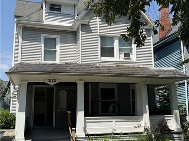 212 Richmond Ave Avenue, Buffalo, NY 14222