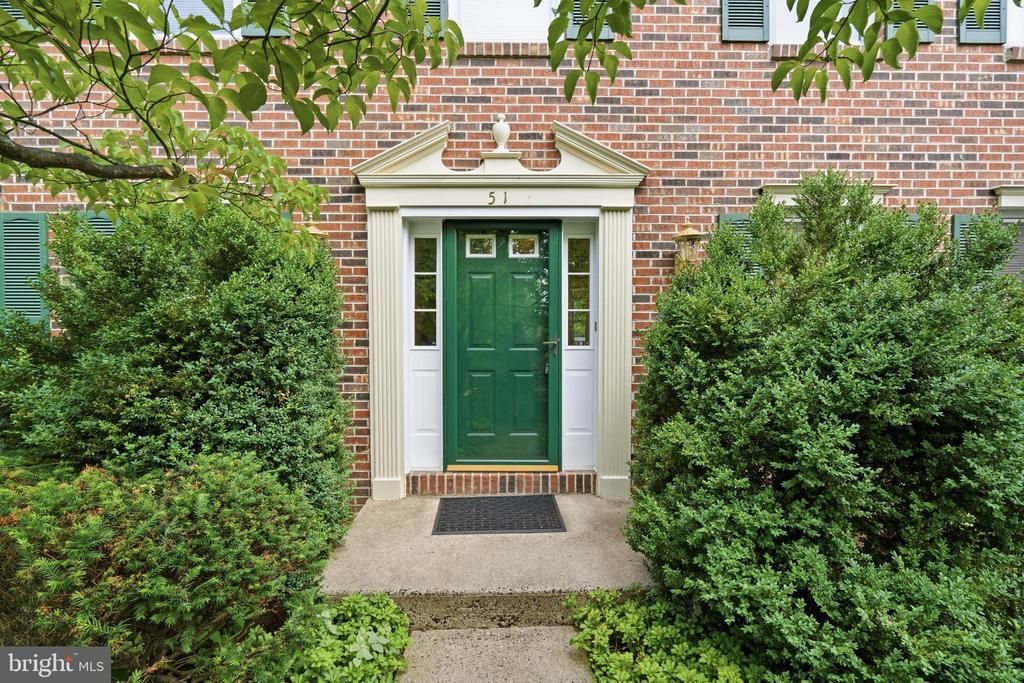 51 SNAPDRAGON DRIVE , NEWTOWN, PA 18940