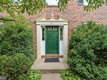 51 SNAPDRAGON DRIVE, NEWTOWN, PA 18940
