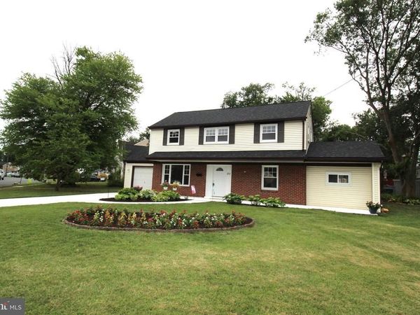 20 MARLBOROUGH AVENUE , MARLTON, NJ 08053