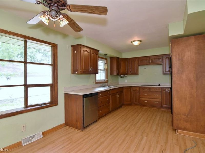 235 Lowrie Boulevard, Northfield, OH 44067 Photo 7