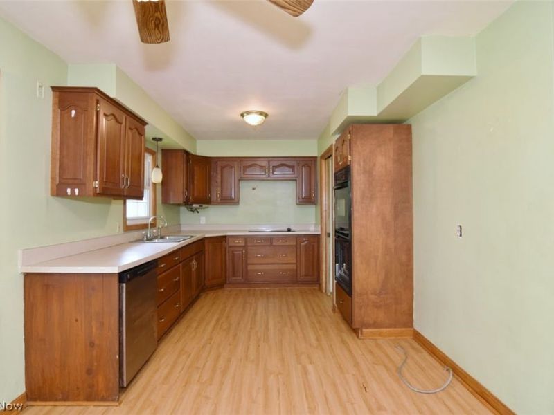235 Lowrie Boulevard, Northfield, OH 44067 Photo 8