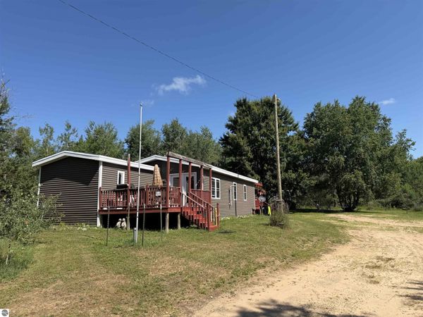 8819 Harlan Road, Copemish, MI 49625
